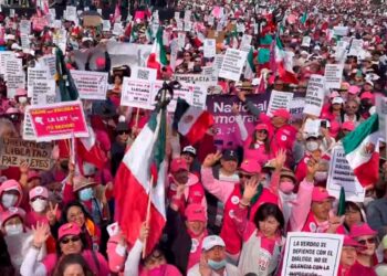 No los une el amor, sino el espanto