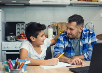 URGE PADRES RESPONSABLES EN EDUCACIÓN DE LOS HIJOS