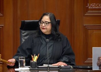 Una “piña” más de la ministra presidenta