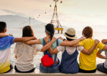 ALGO MÁS QUE PALABRAS