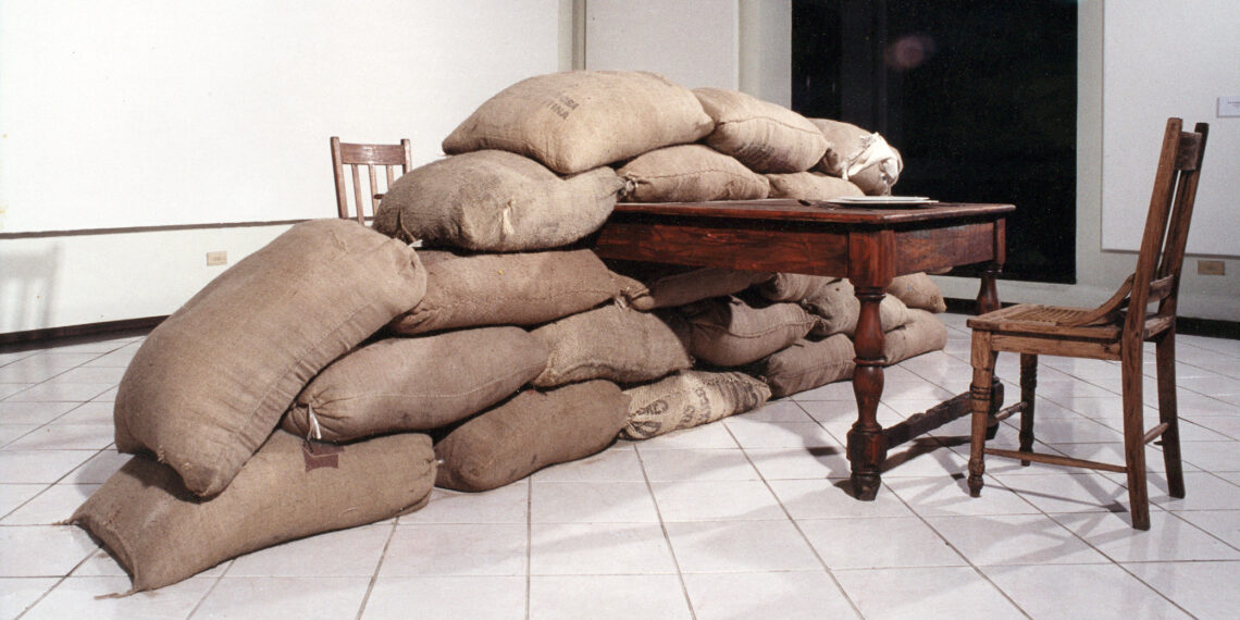 Escritores, académicos, científicos y artistas