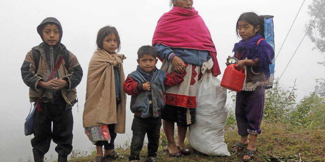 ALGO MÁS QUE PALABRAS