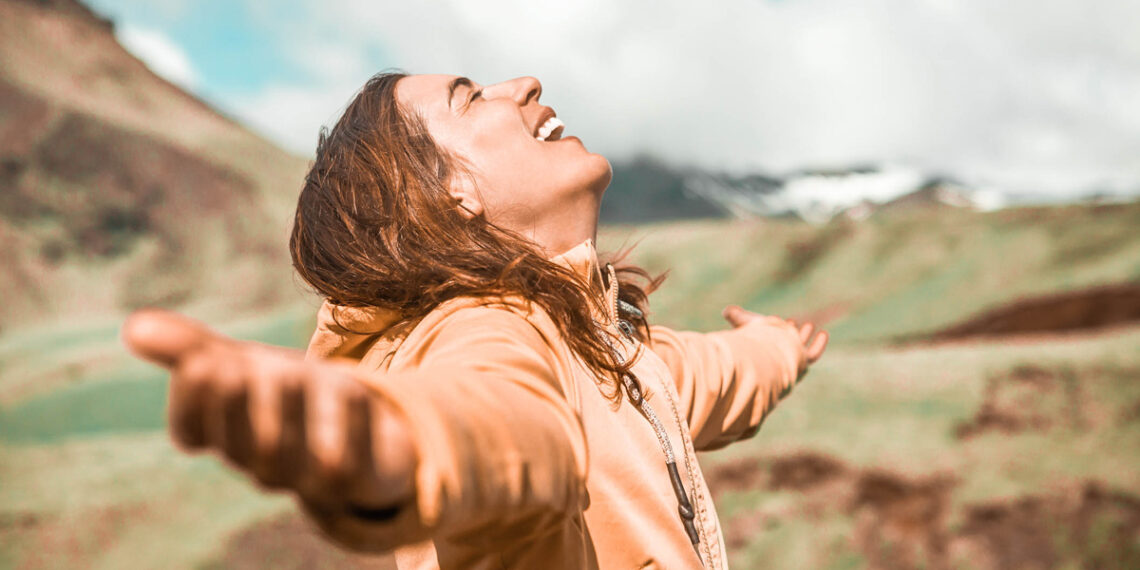 ALGO MÁS QUE PALABRAS