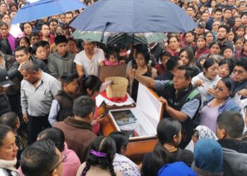 Despiden al padre que dio su vida por la paz en Chiapas