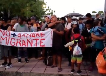 Migrantes emprenden caravana en vísperas de elecciones en EE. UU