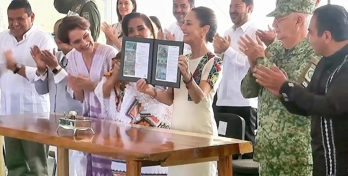 Eduardo acompaña a Claudia al primer aniversario del Tren Maya