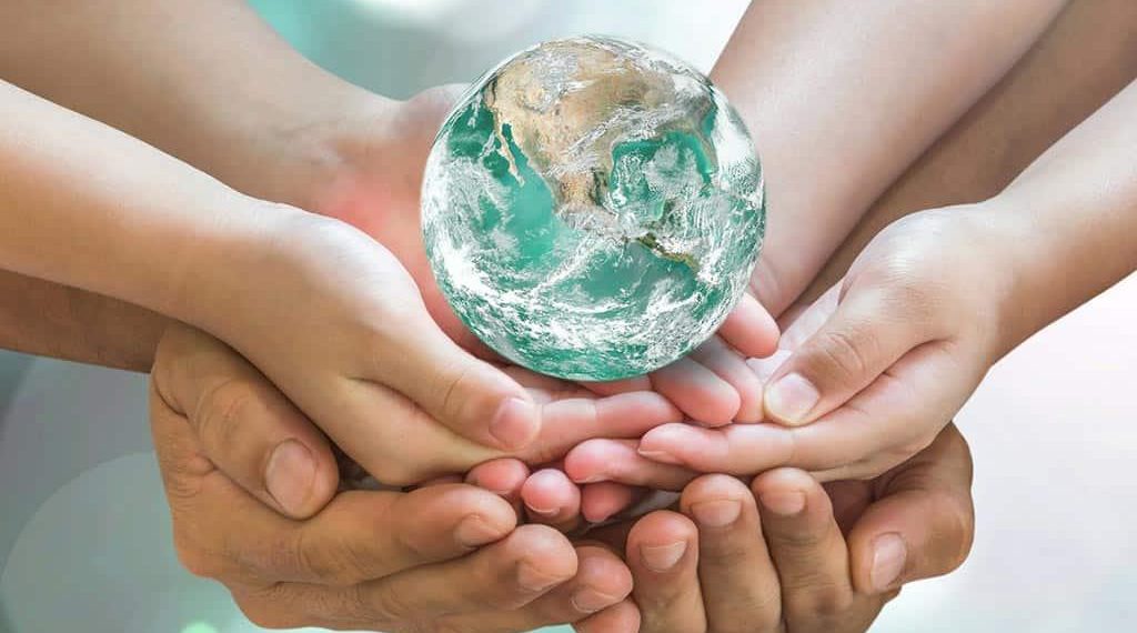 ALGO MÁS QUE PALABRAS