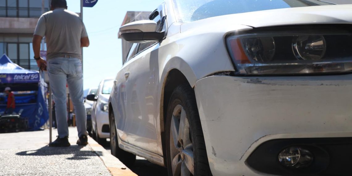 Nuevo reglamento de tránsito afecta a los automovilistas