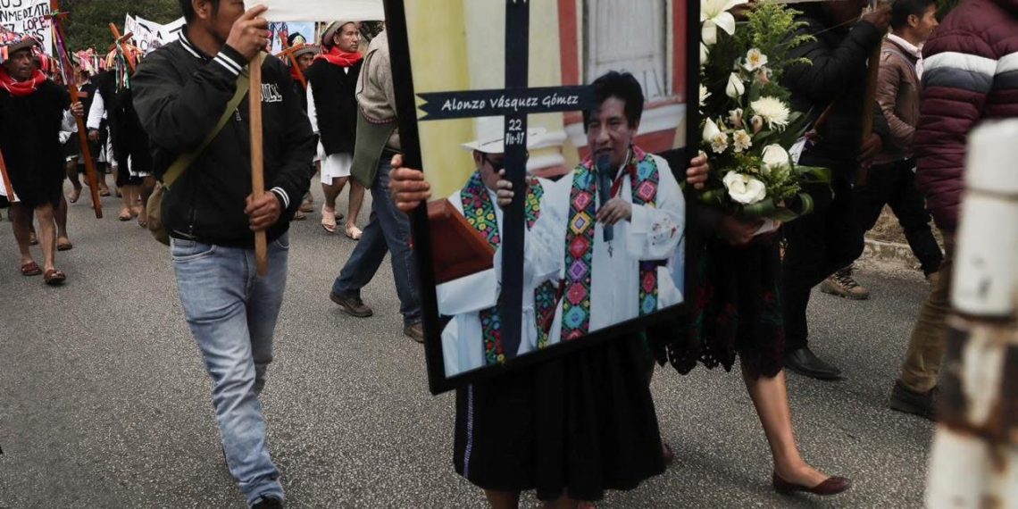 Indígenas marchan en SCLC para exigir justicia y paz en Chiapas