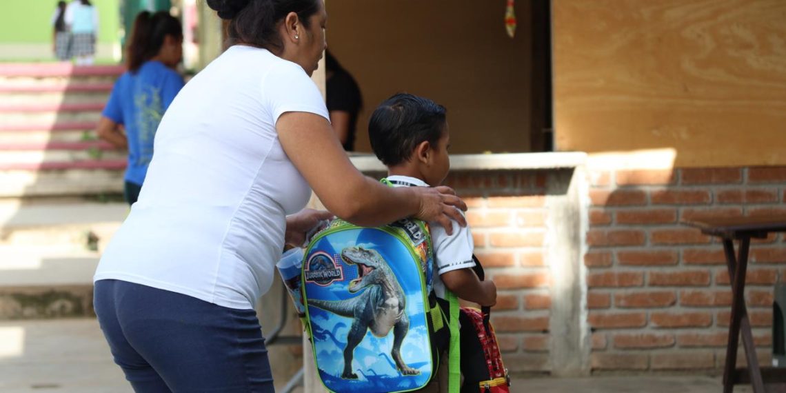 La entidad enfrenta rezagos críticos en educación básica