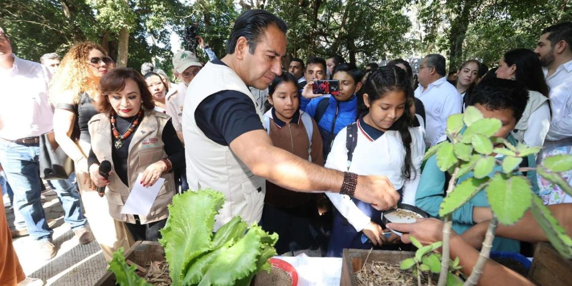 Asiste ERA a Día Mundial de la Educación Ambiental