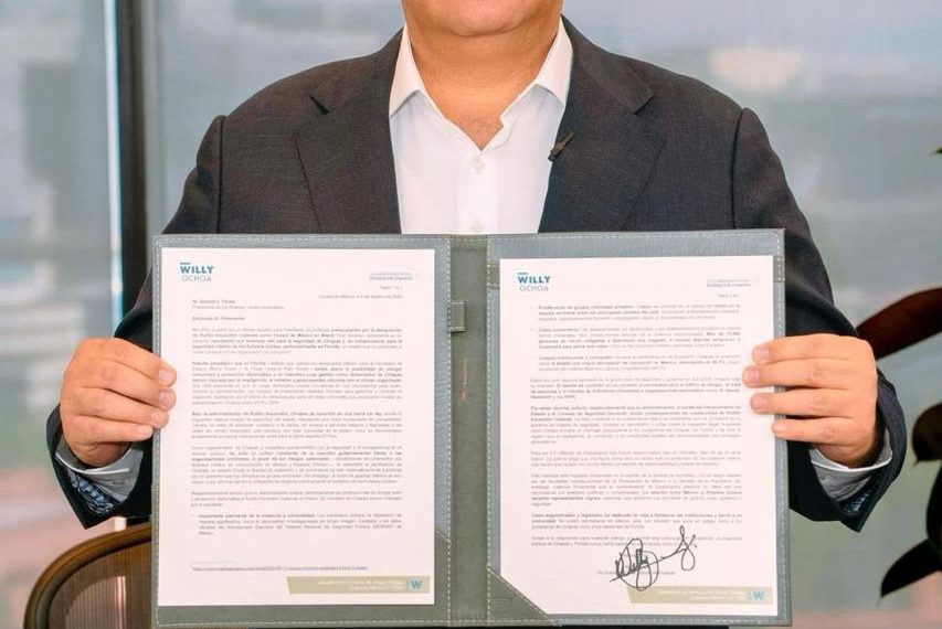 Palabras en Libertad: La Opinión de Argenis Esquipulas 