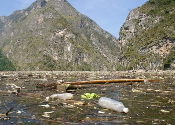70% de basura generada en Tuxtla desemboca al Grijalva