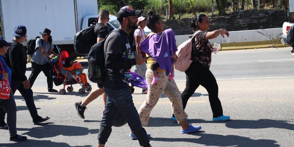 Empresarios del Soconusco buscan emplear a deportados