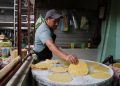 Imponen impuestos para comerciantes en Tapilula