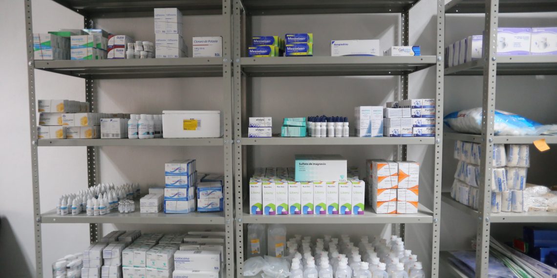 Aseguran abasto de medicinas en 95 %