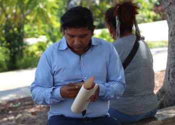 Villa Comaltitlán, lleva una semana sin red telefónica