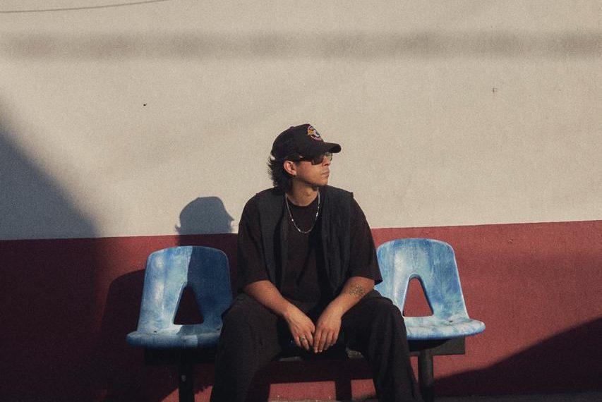 Aka Figueroa evoluciona y presenta “Estamos al Cien”