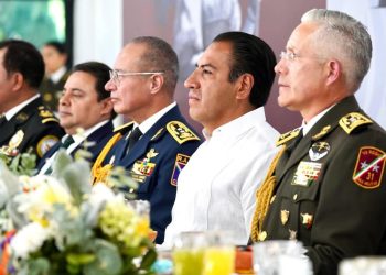 Destaca Eduardo Ramírez la contribución de Fuerza Aérea