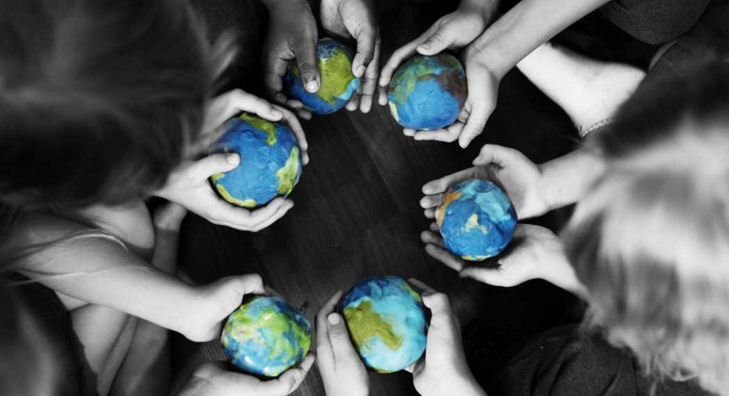 ALGO MÁS QUE PALABRAS