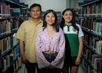 Elevan a rango constitucional apoyo monetario a jóvenes