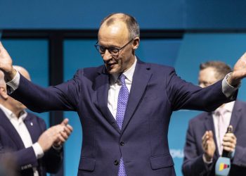 Alemania: Merz quiere despliegue de armas nucleares europeas