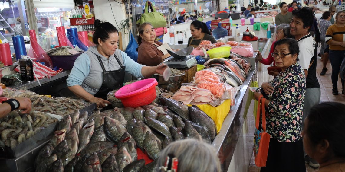 Venta de mariscos cae un 70% por crisis económica