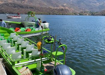 Lancheros suspenden navegación en Chiapa 