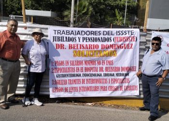 Marcha del magisterio causa caos vial en Tuxtla