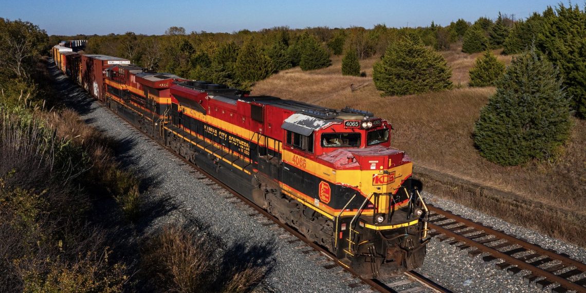 Claudia busca crear una mega agencia en materia ferroviaria