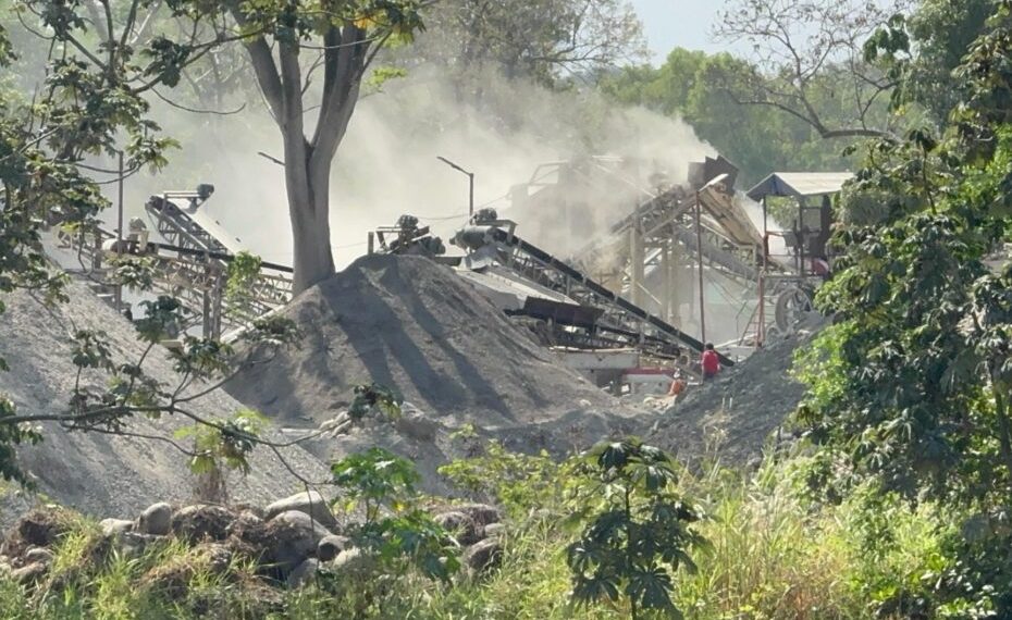 Saquean material pétreo en la Costa y Soconusco