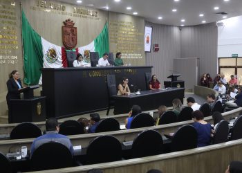 Participación femenina destaca en el Congreso