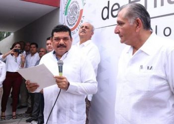 DE FRENTE Y DE PERFIL