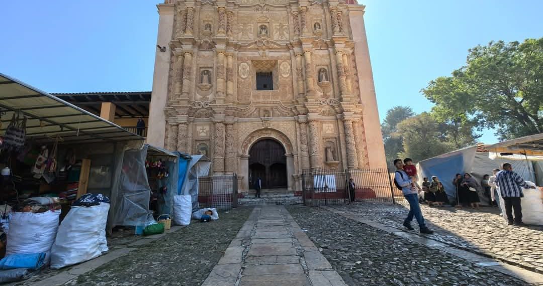 Artesanos de Santo Domingo afectados por la reubicación