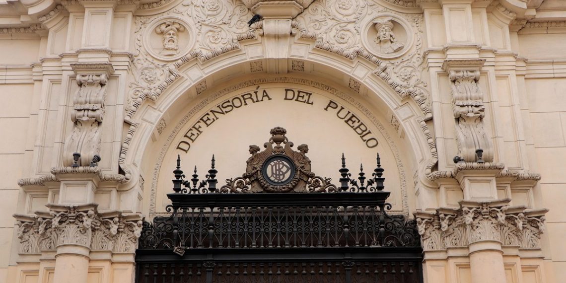 Perú promulga ley para juzgar a adolescentes como adultos