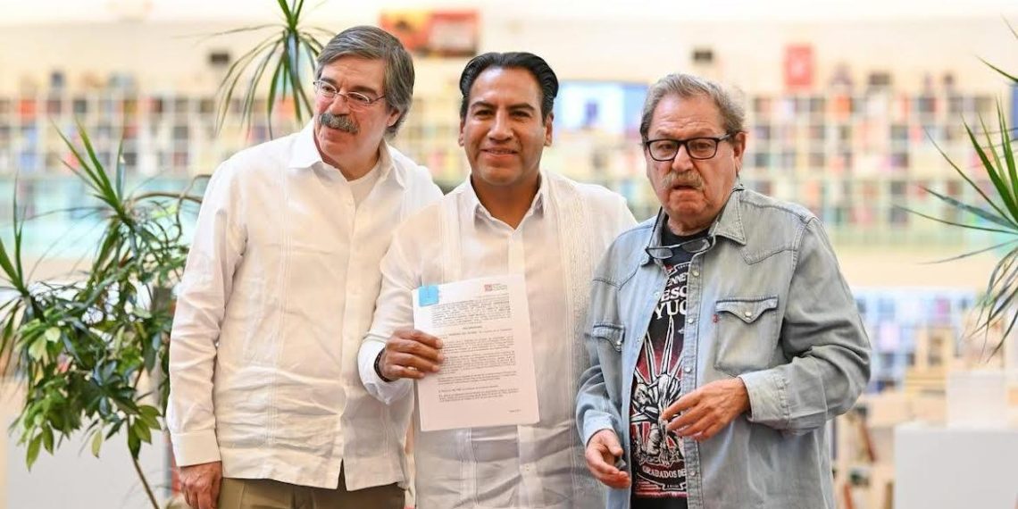 Eduardo Ramírez y Paco Ignacio impulsan la lectura en Chiapas 