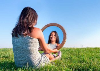 ALGO MÁS QUE PALABRAS