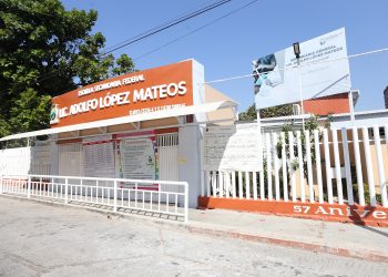 Paros y consejos restan días efectivos de clases