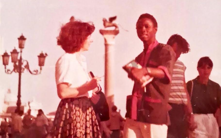 Réquiem por Olu Akinyode