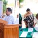 Entrega Secretaria de Gobierno y Educación escrituras a prepa “ARA” en Tuxtla Chico.