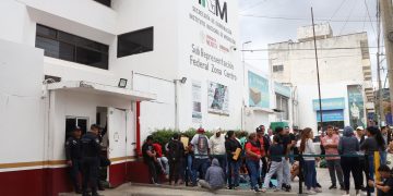 El abandono institucional impulsa red ilegal de visas