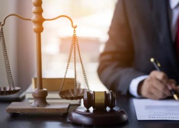 12 de julio: Día del Abogado