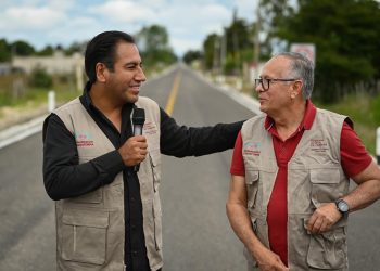 En Comitán, inaugura gobernador el camino de acceso a la UNRC