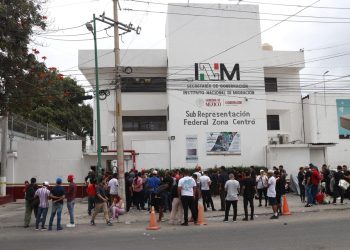 García Villagrán denuncia a INM por detención arbitraria