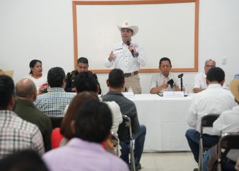 “Hoy trabajamos de la mano, es el camino”: Aparicio Avendaño