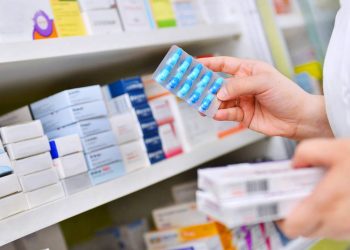 En 6 años, mexicanos duplicaron su gasto en medicinas