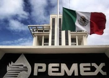 Gobierno presenta plan de rescate a Pemex a 10 años
