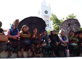 Rechazan folclorización en imagen de mujer indígena