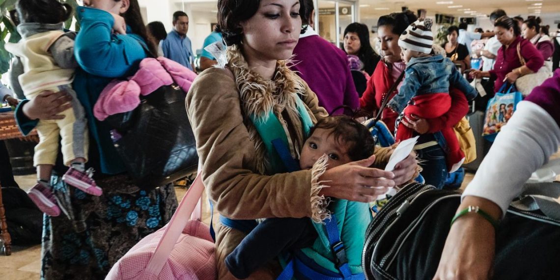 Moda circular en bebés, mamás apuestan por trueque 