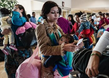 Moda circular en bebés, mamás apuestan por trueque 